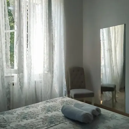 A Casa Di Leda